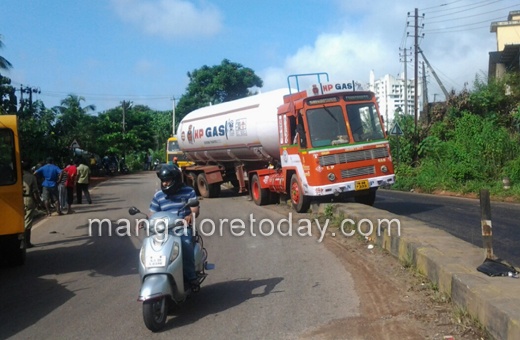 Gas tanker accident in Maroli